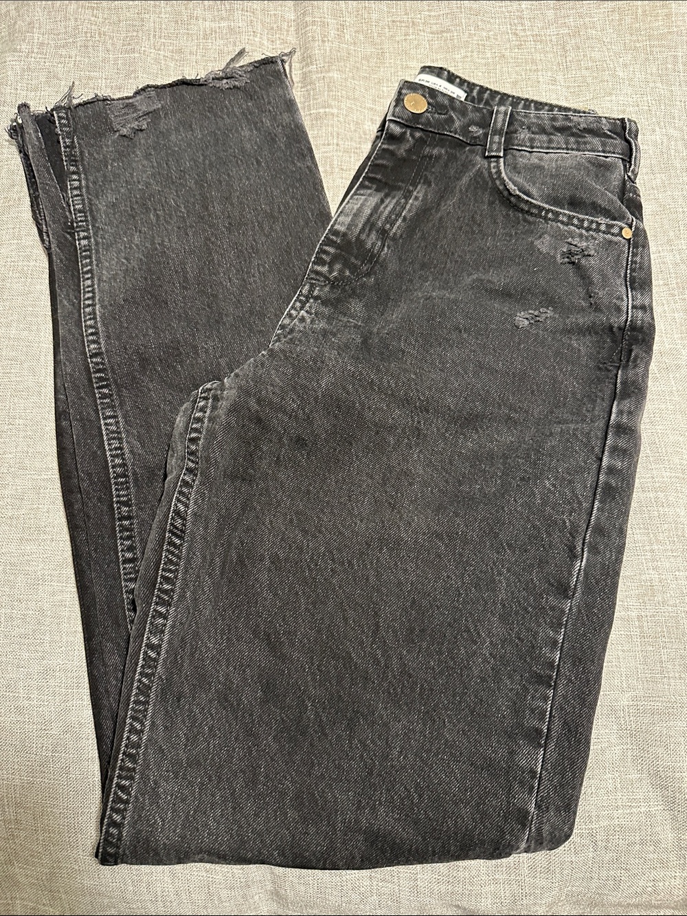 Zara Women's Relaxed Black Washed Jeans
